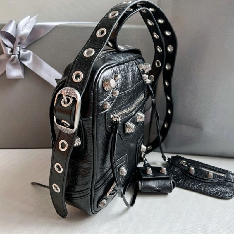 Bolso de hombro/cruzado de cue - Leatherwork Drawing reseña y precio